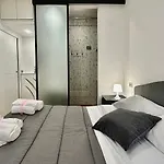 Apartman Gli Ottici House