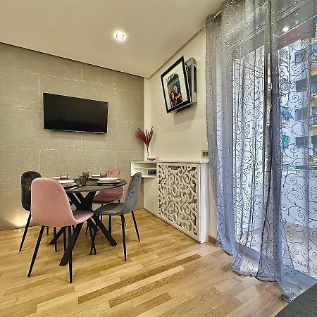 Apartman Gli Ottici House